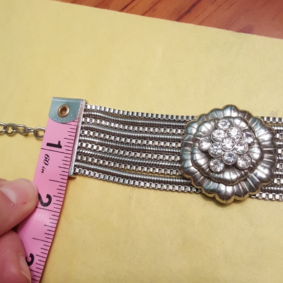 Gorgeous Studded Flower Bracelet - Picture 6 of 8